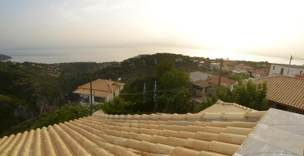 Papadeas Villas Megali Mantineia Exteriör bild