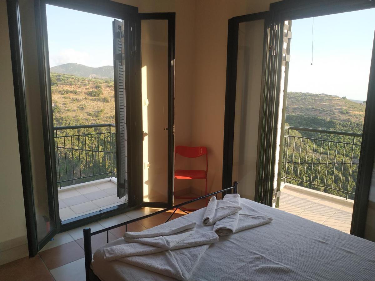 Papadeas Villas Megali Mantineia Exteriör bild