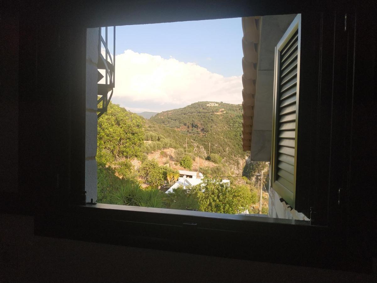 Papadeas Villas Megali Mantineia Exteriör bild
