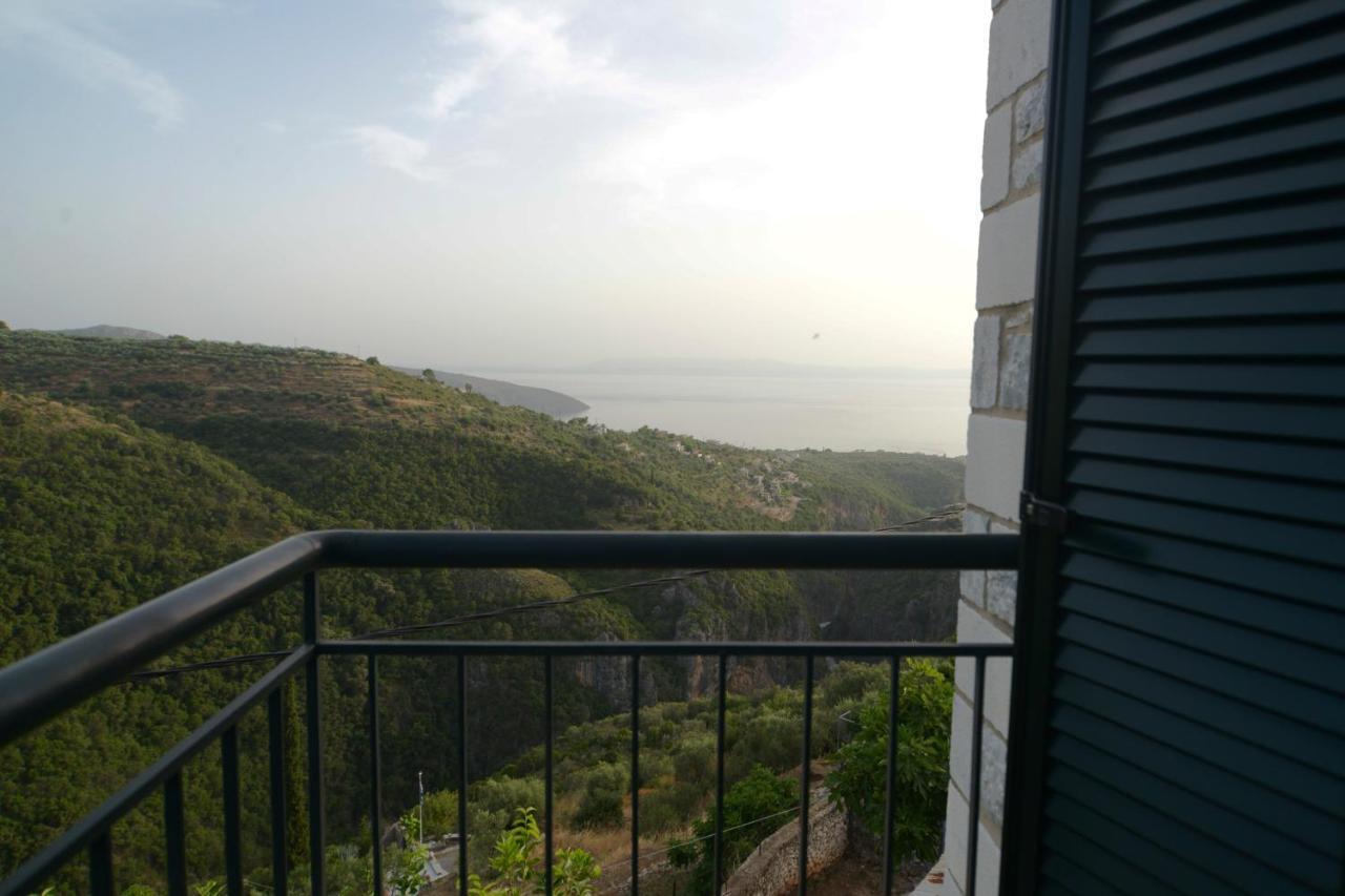 Papadeas Villas Megali Mantineia Exteriör bild