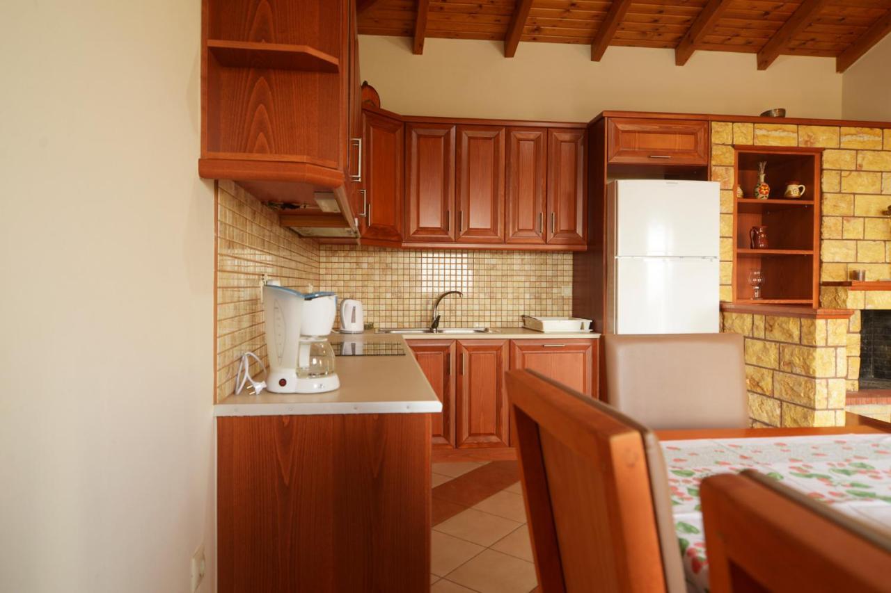 Papadeas Villas Megali Mantineia Exteriör bild